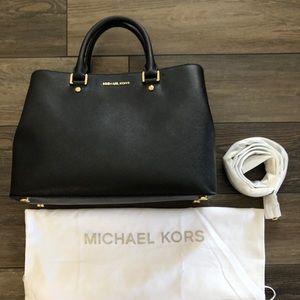 Michael Kors Savannah Large Black Purse